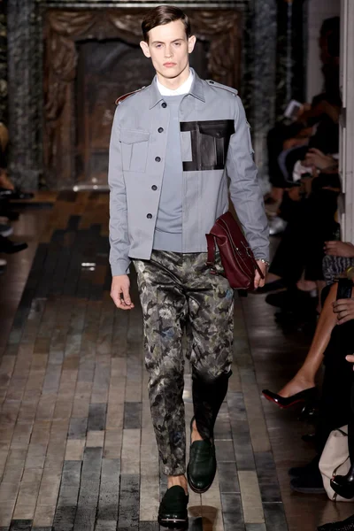 Look 20